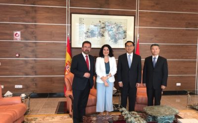 Rosa Balas y Miguel Bernal analizan con el embajador de China en España las oportunidades comerciales entre Extremadura y el país asiático