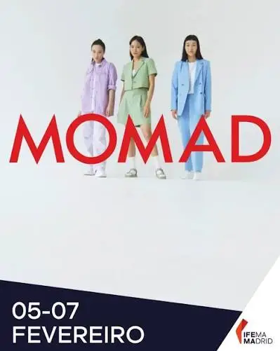 Cartel de MOMAD con tres modelos y fechas de febrero